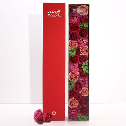 Coffret cadeau fleurs savon roses rouges classiques extra longues